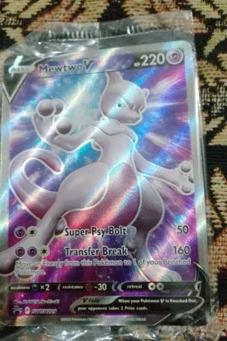 MEWTWO V FULL ART POKMEON CARD